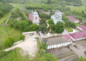 FOTO // Drumul de acces către Mănăstirea „Sf. Ierarh Nicolae" din Dobrușa va fi modernizat